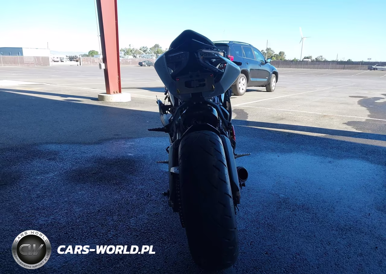 2015 Ducati Superbike 899 Panigale VIN:ZDM14BUWXFB024939 - 6