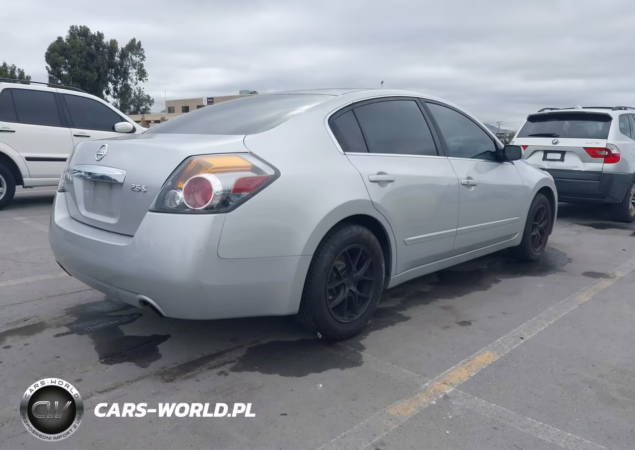 2011 Nissan Altima 2.5 S VIN:1N4AL2AP9BC101385 - 4
