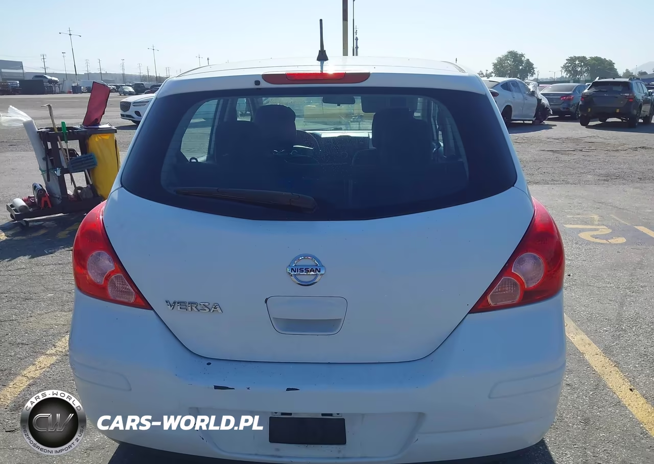 2011 Nissan Versa 1.8S VIN:3N1BC1CP8BL442452 - 16