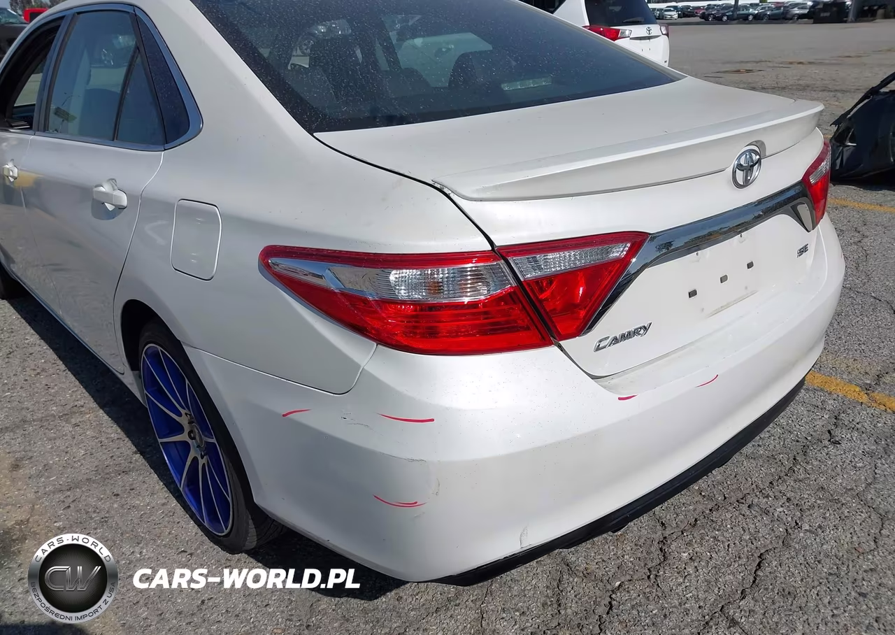 2015 Toyota Camry Se VIN:4T1BF1FK3FU111547 - 19