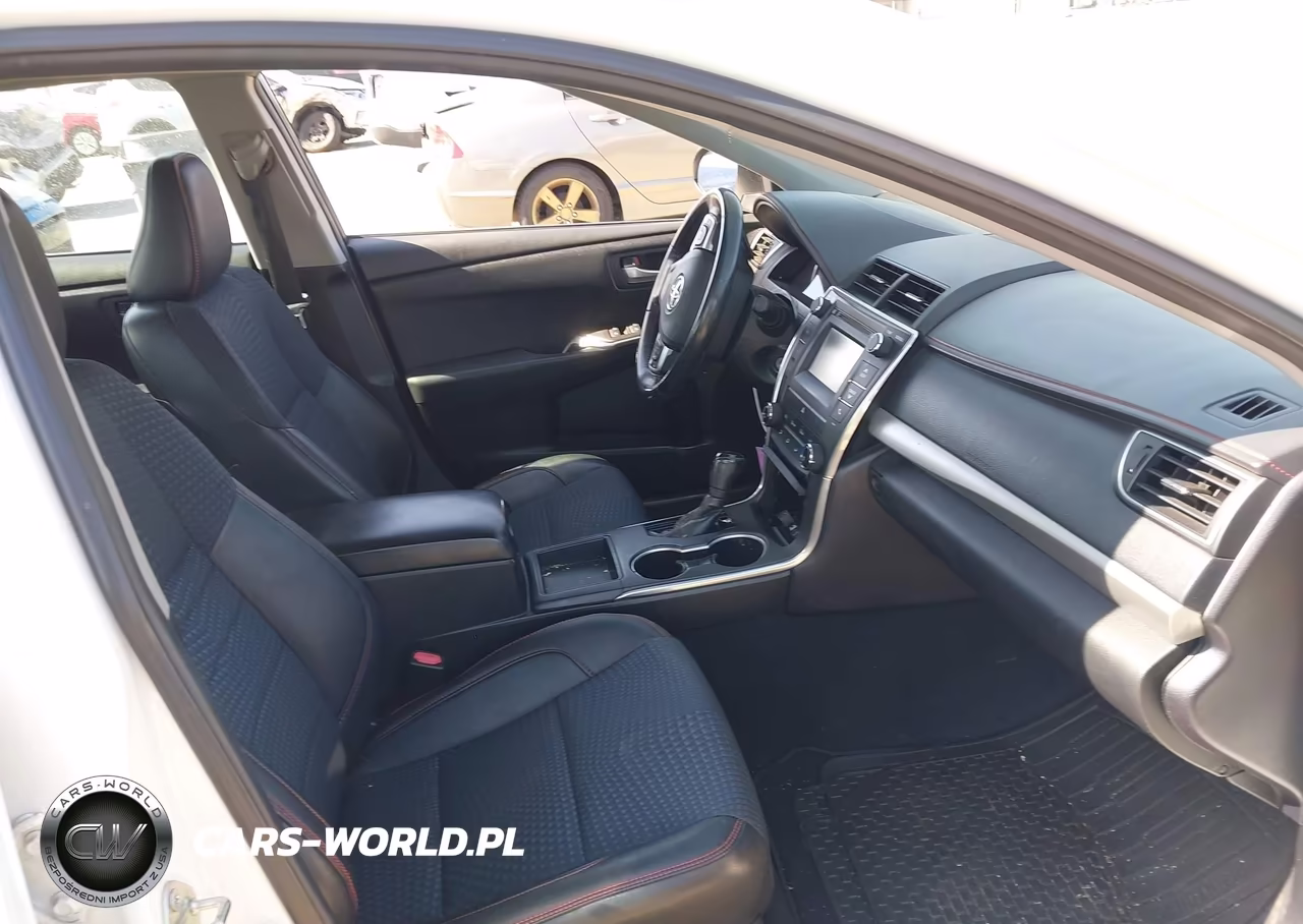 2015 Toyota Camry Se VIN:4T1BF1FK3FU111547 - 5