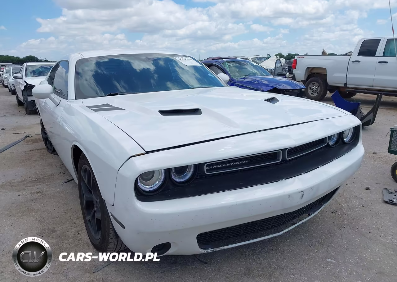 2015 Dodge Challenger Sxt – zdjęcie 1 z 16