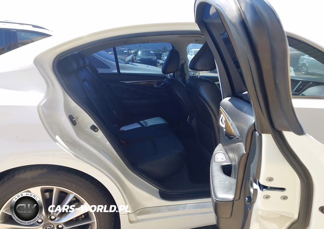 2018 Infiniti Q50 3.0T Luxe VIN:JN1EV7AP3JM590302 - 8
