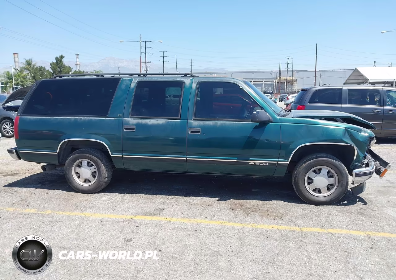 1996 Chevrolet Suburban C1500 VIN:1GNEC16R9TJ393575 - 13