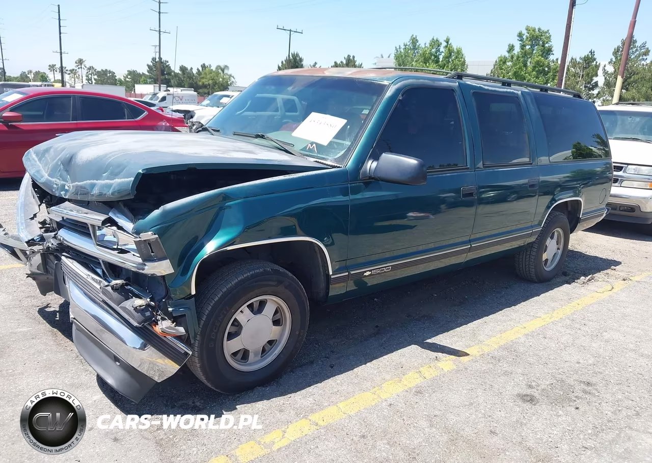 1996 Chevrolet Suburban C1500 VIN:1GNEC16R9TJ393575 - 2