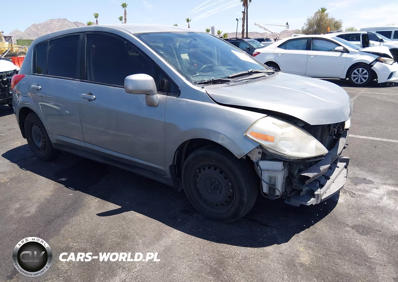 2011 Nissan Versa 1.8 S