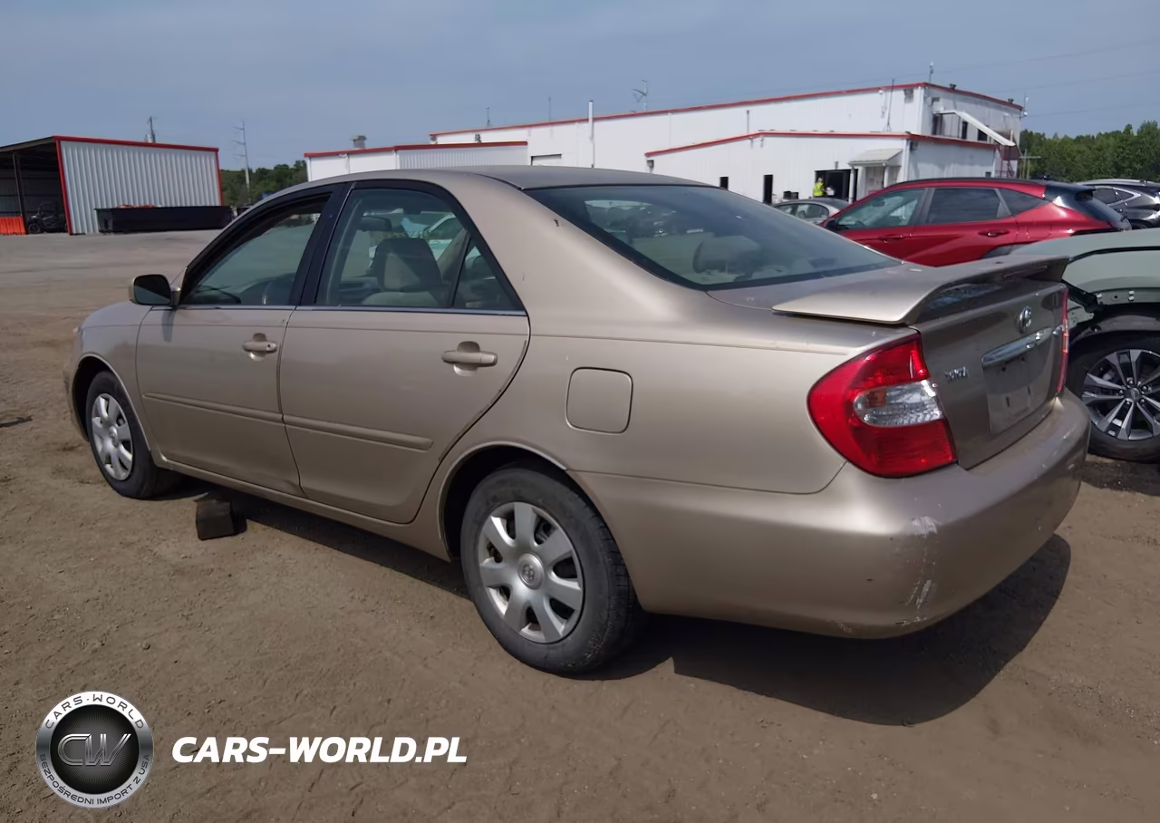 2004 Toyota Camry Le VIN:4T1BE32K24U800416 - 3