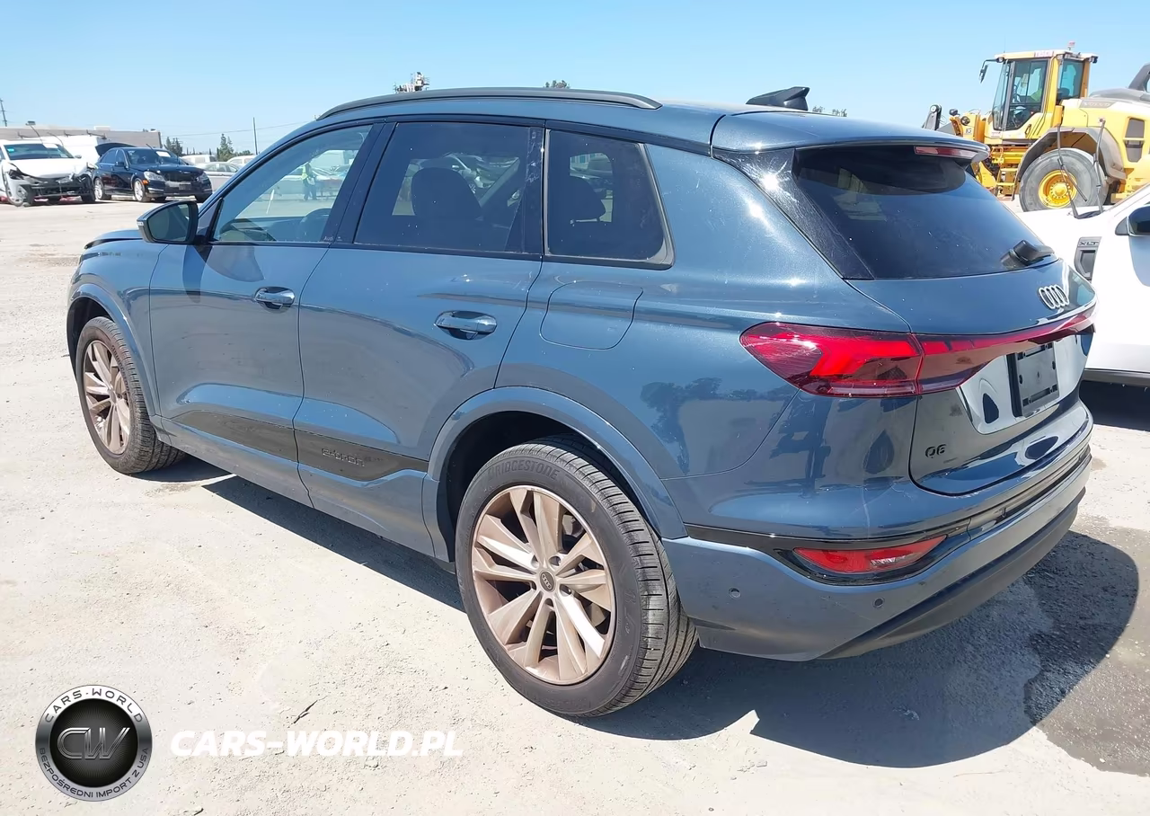 2025 Audi Q6 E-Tron Premium Plus VIN:WA122BGFXSA030896 - 3