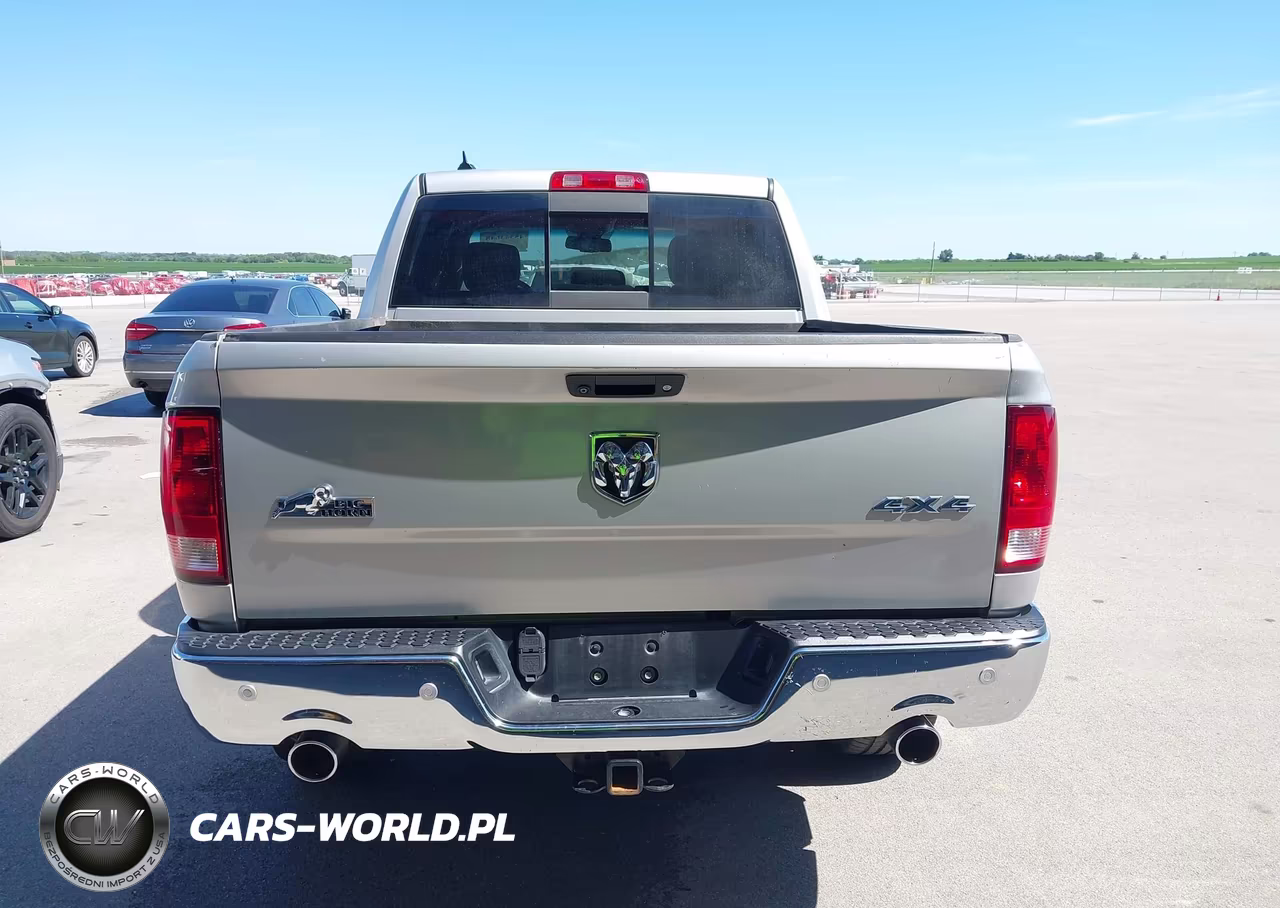 2015 Ram 1500 Big Horn VIN:1C6RR7LTXFS533456 - 17
