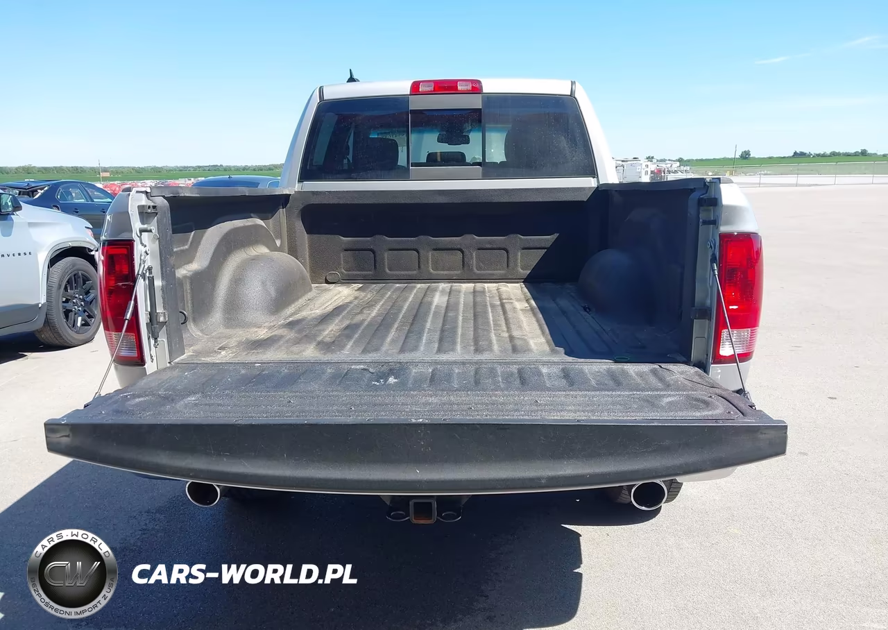 2015 Ram 1500 Big Horn VIN:1C6RR7LTXFS533456 - 18