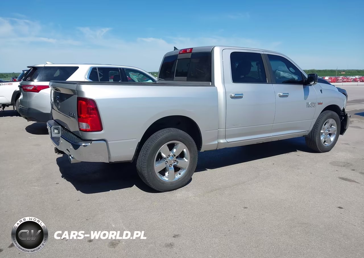 2015 Ram 1500 Big Horn VIN:1C6RR7LTXFS533456 - 4