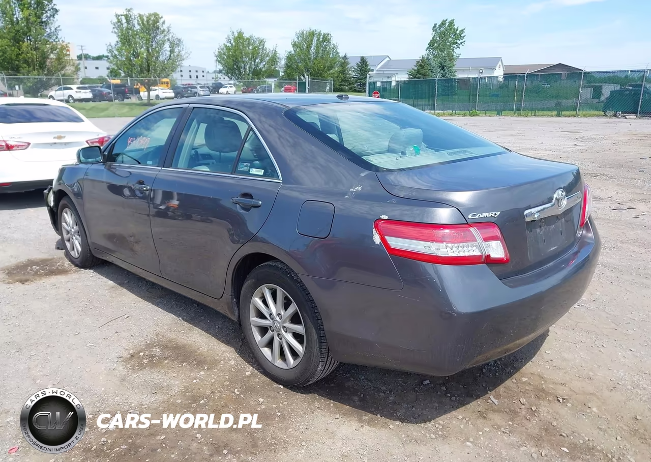 2011 Toyota Camry Xle VIN:4T4BF3EK6BR211221 - 3