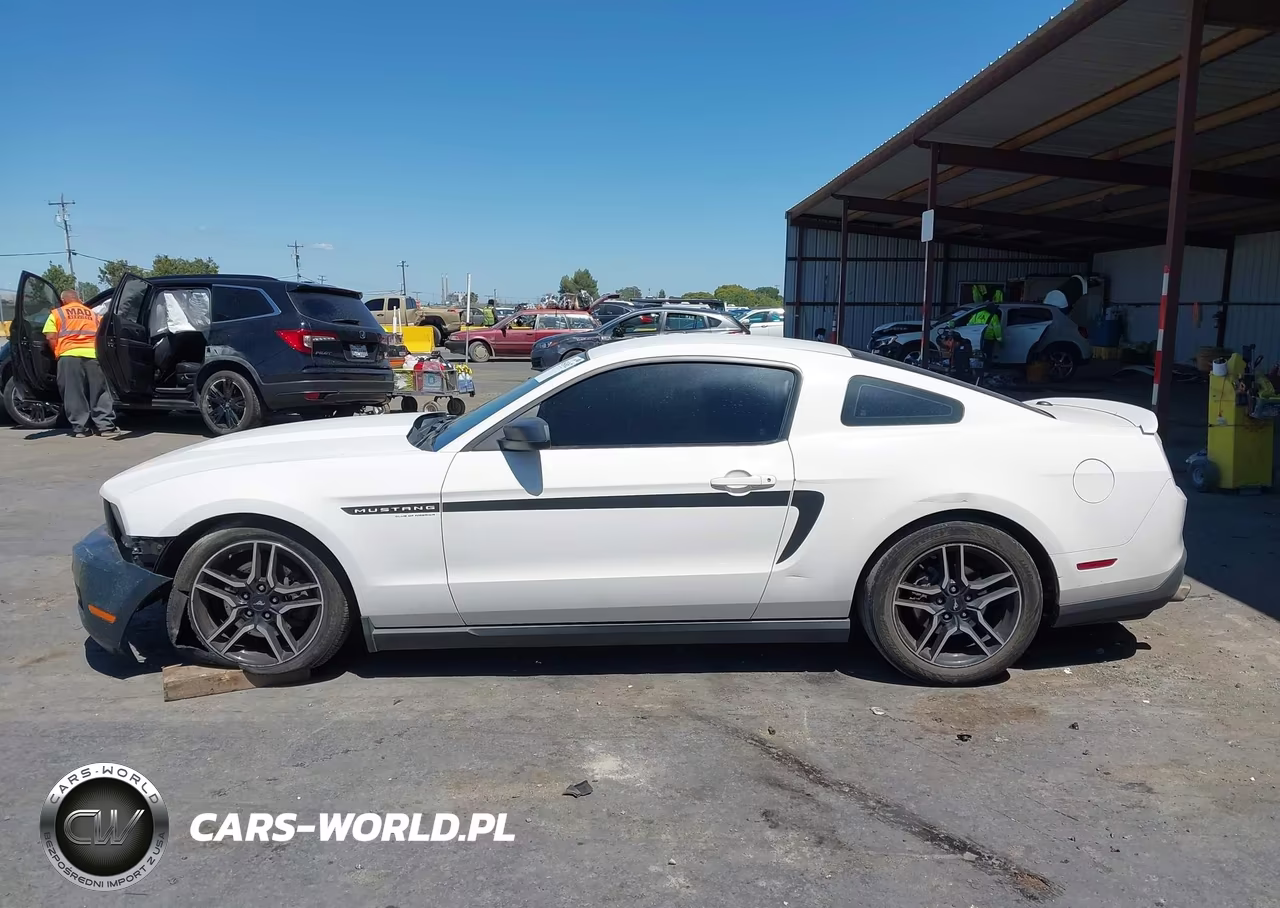 2012 Ford Mustang V6 Premium VIN:1ZVBP8AM1C5268130 - 14