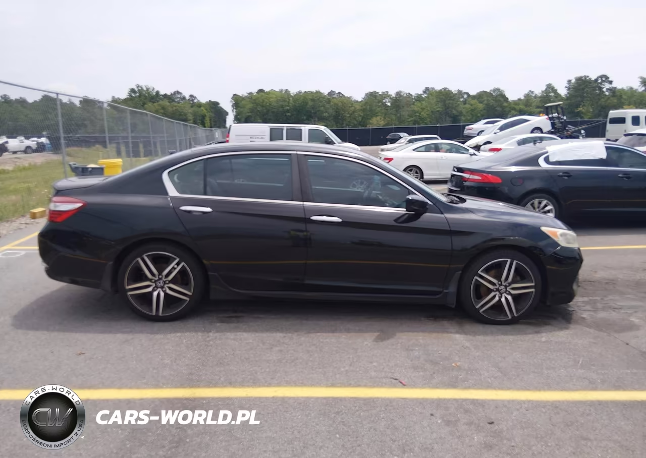 2016 Honda Accord Sport VIN:1HGCR2F51GA107940 - 13