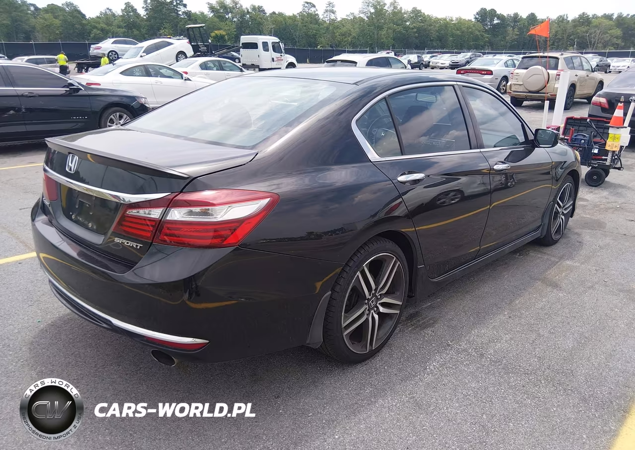 2016 Honda Accord Sport VIN:1HGCR2F51GA107940 - 4