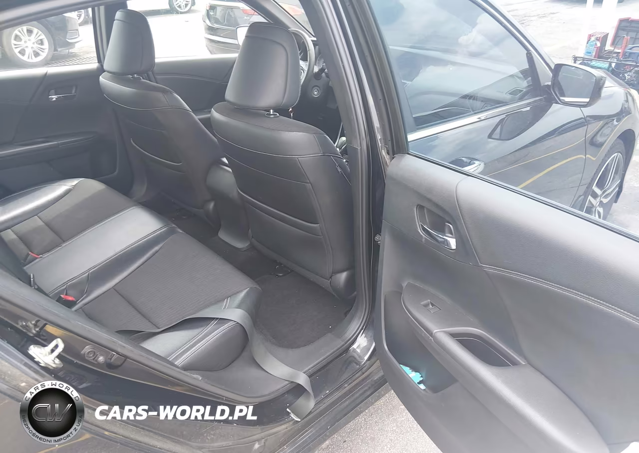 2016 Honda Accord Sport VIN:1HGCR2F51GA107940 - 8