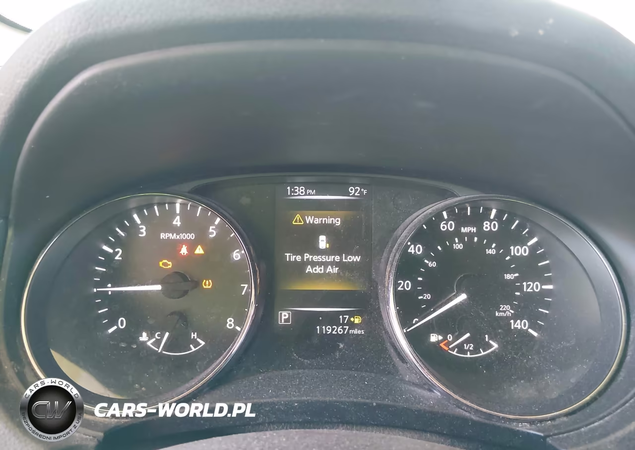 2017 Nissan Rogue Sport S VIN:JN1BJ1CP0HW000323 - 7