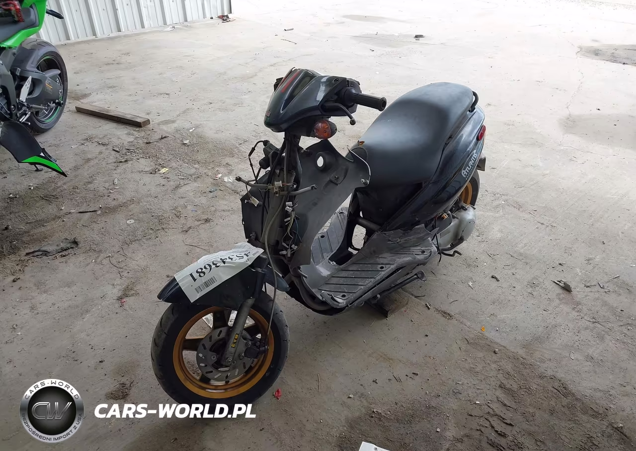 2002 Derbi Atlantis 50 VIN:VTHATLAA82G190782 - 2