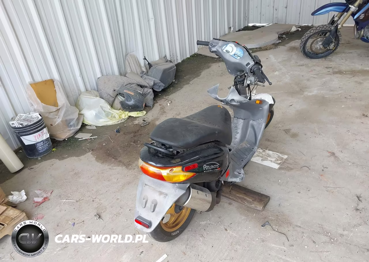 2002 Derbi Atlantis 50 VIN:VTHATLAA82G190782 - 4