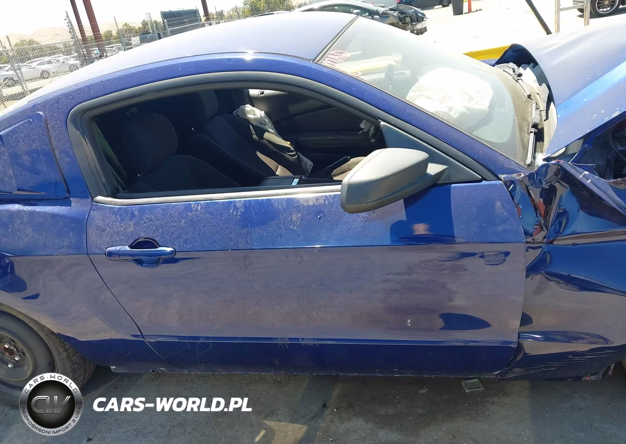 2014 Ford Mustang V6 VIN:1ZVBP8AMXE5278528 - 13