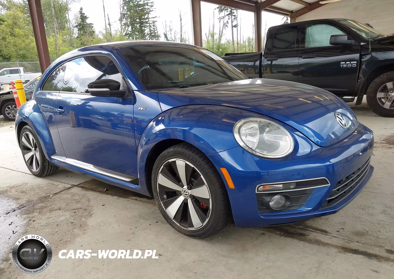 2014 Volkswagen Beetle 2.0T R-Line – zdjęcie 1 z 17