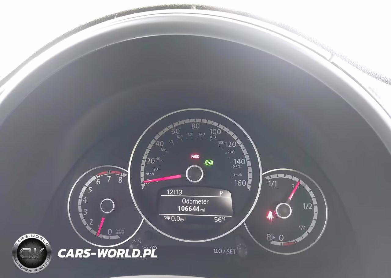 2014 Volkswagen Beetle 2.0T R-Line VIN:3VWVT7AT8EM663882 - 7