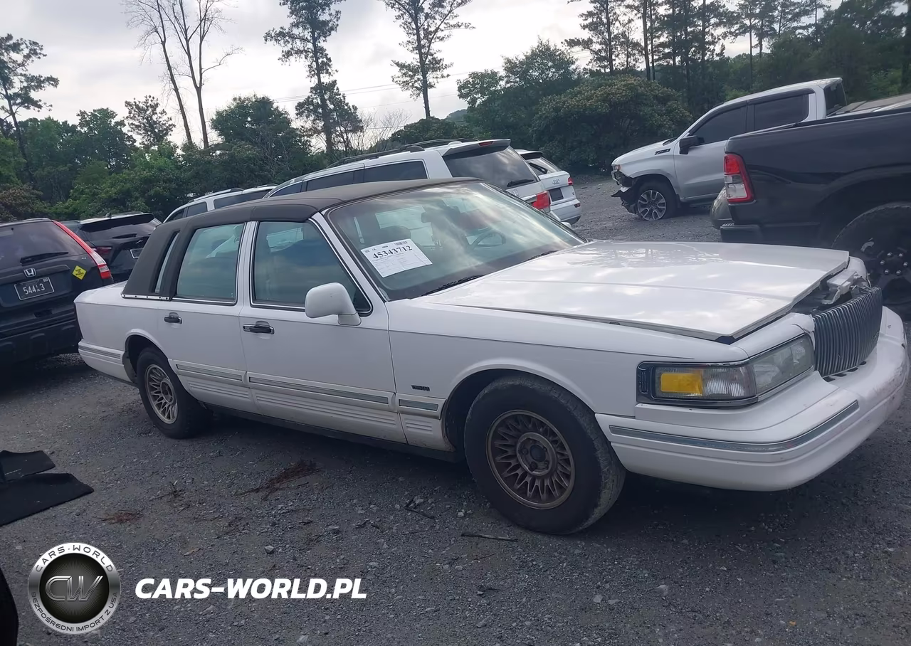 1996 Lincoln Town Car Executive VIN:1LNLM81W1TY627634 - 13