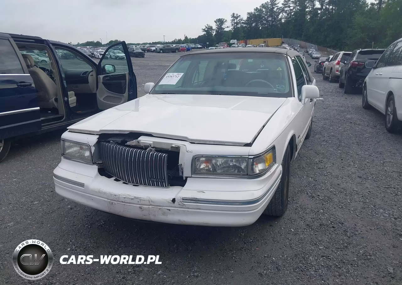 1996 Lincoln Town Car Executive VIN:1LNLM81W1TY627634 - 2