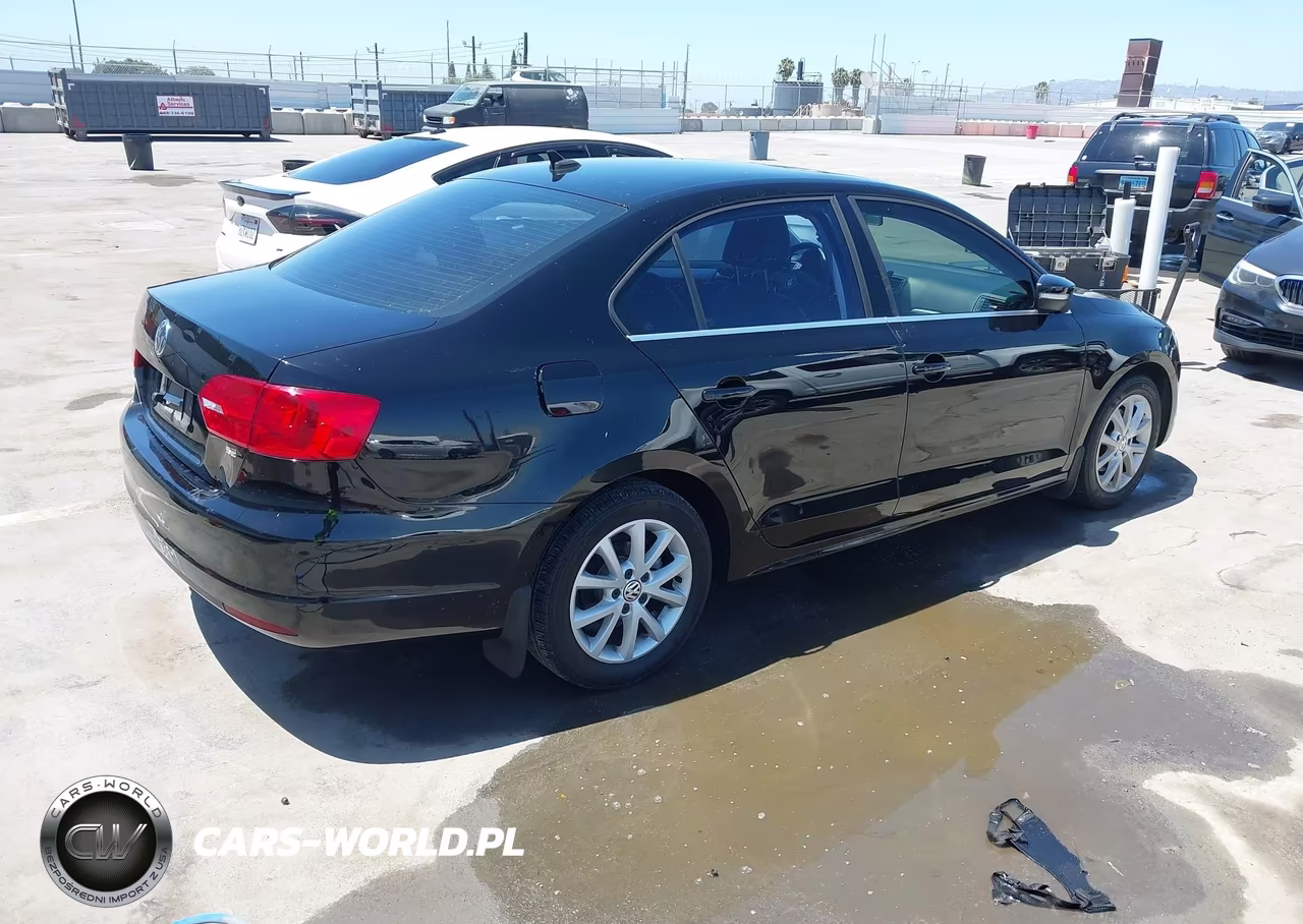 2014 Volkswagen Jetta 1.8T Se VIN:3VWD17AJ6EM355402 - 4