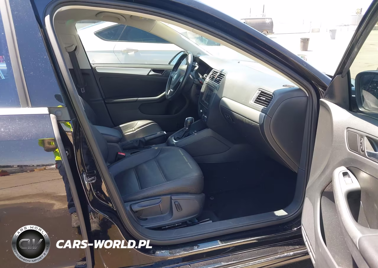 2014 Volkswagen Jetta 1.8T Se VIN:3VWD17AJ6EM355402 - 5