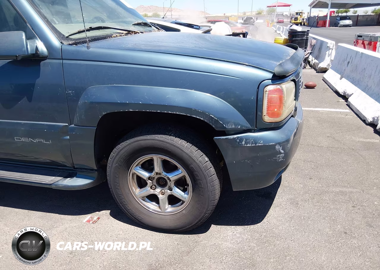 1999 GMC Denali VIN:1GKEK13R6XR919785 - 6