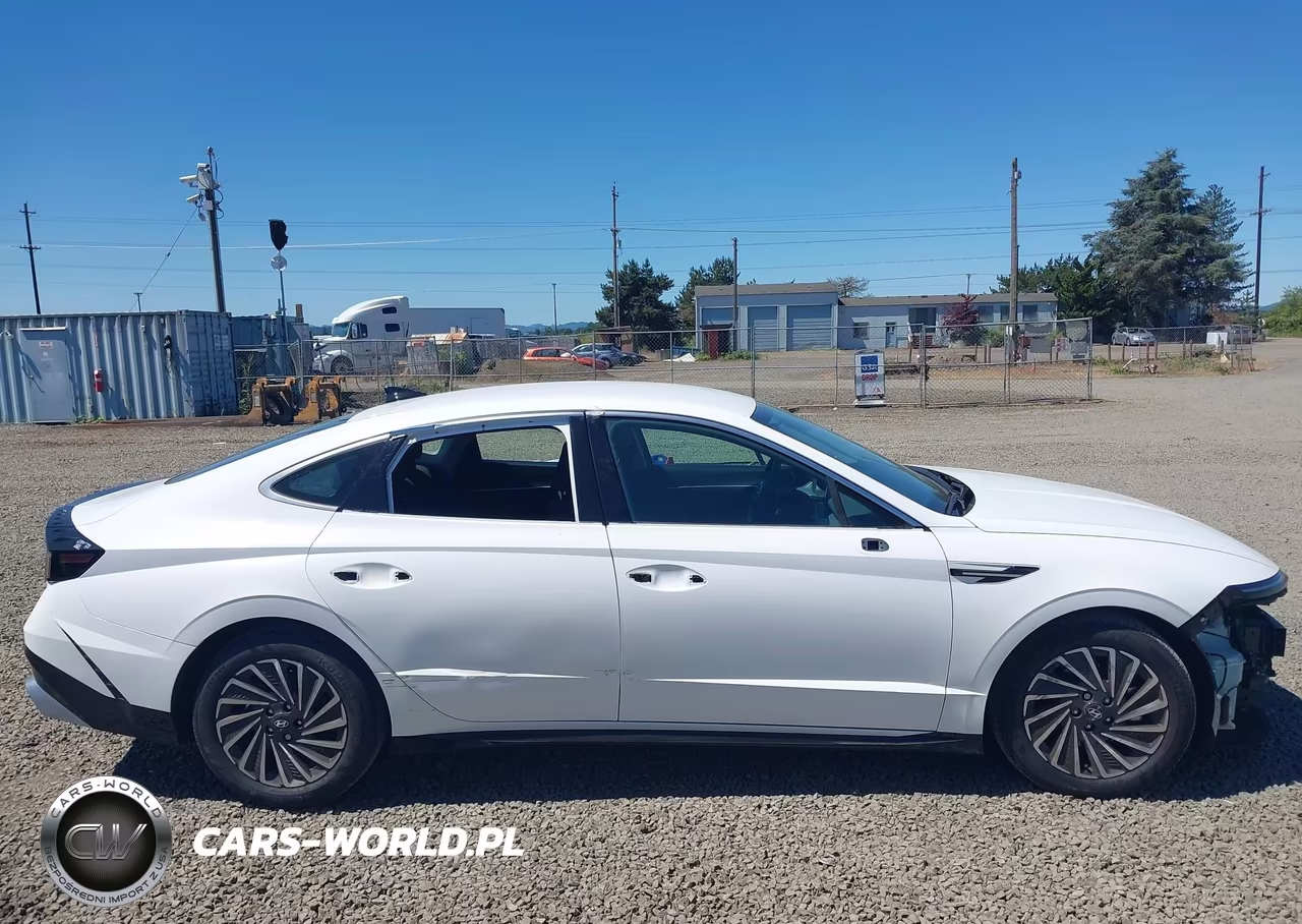 2025 Hyundai Sonata Hybrid Sel VIN:KMHL34JJ1SA125651 - 14