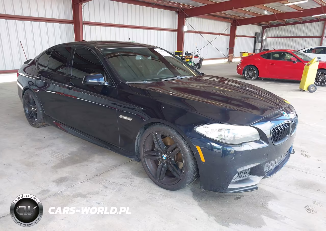 2013 BMW 550I – zdjęcie 1 z 16