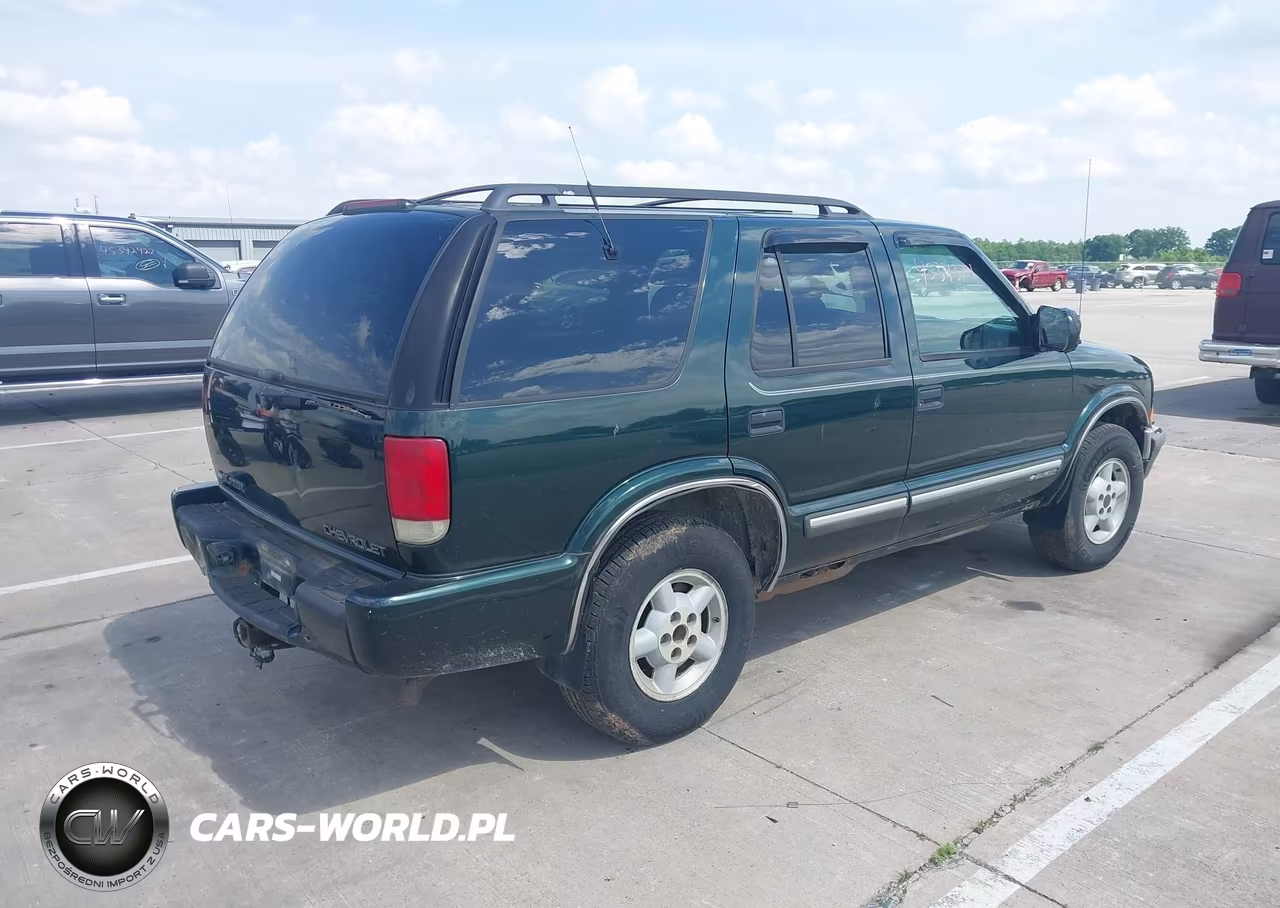 2001 Chevrolet Blazer Lt VIN:1GNDT13W31K180182 - 4