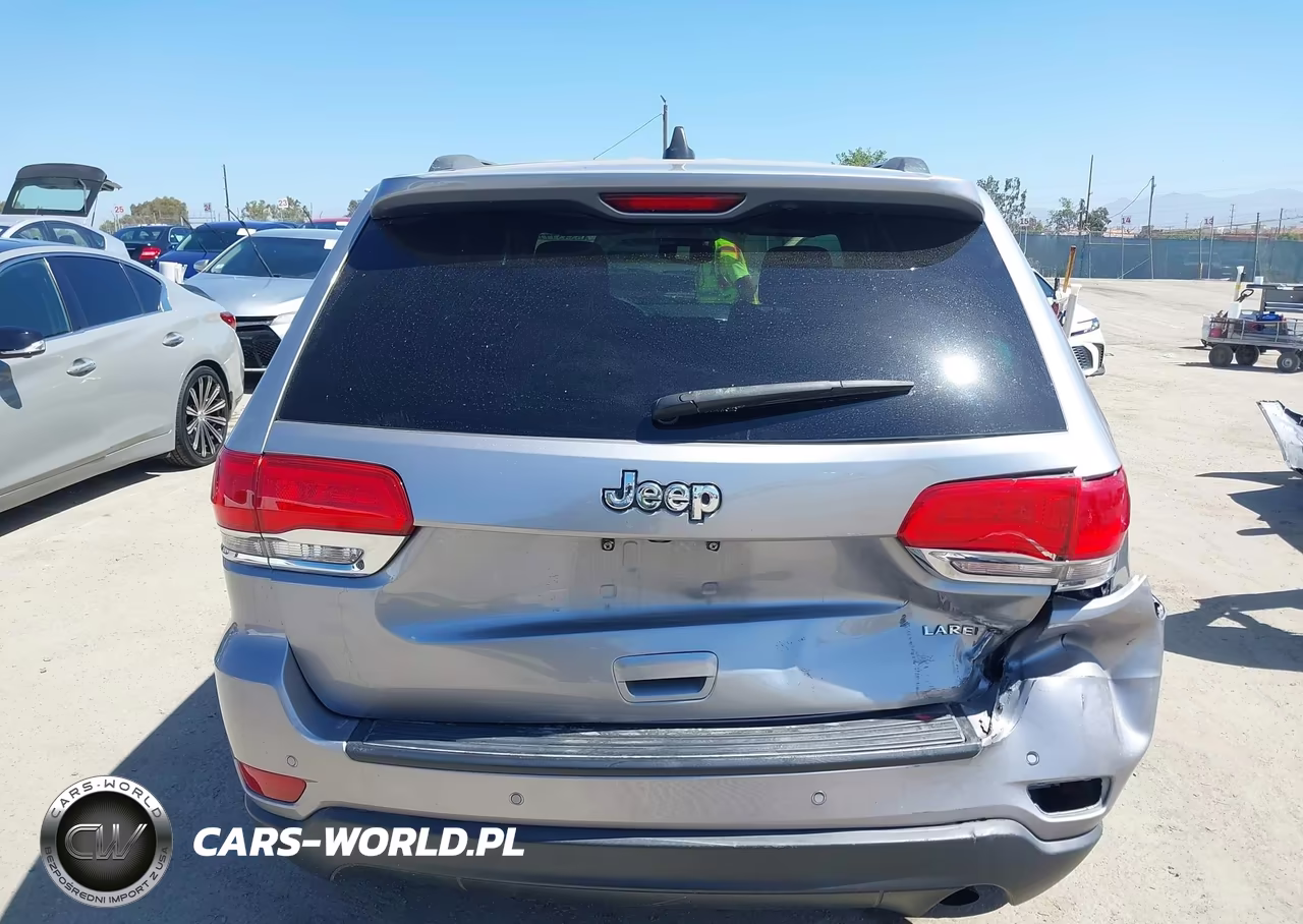2017 Jeep Grand Cherokee Laredo 4X2 VIN:1C4RJEAGXHC609135 - 16