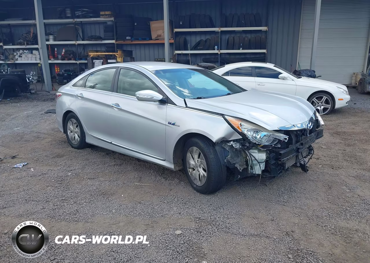2013 Hyundai Sonata Hybrid – zdjęcie 1 z 16