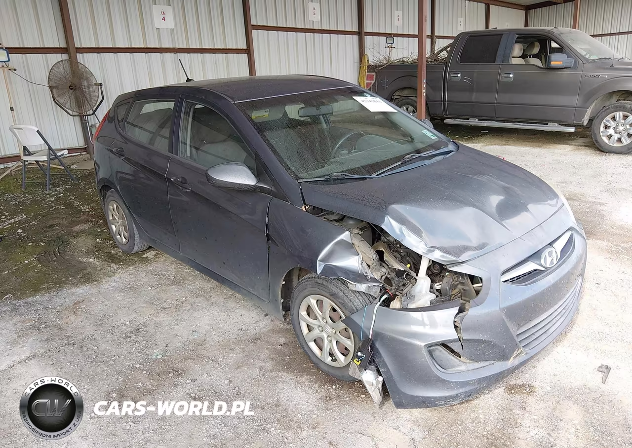 2012 Hyundai Accent Gs – zdjęcie 1 z 16