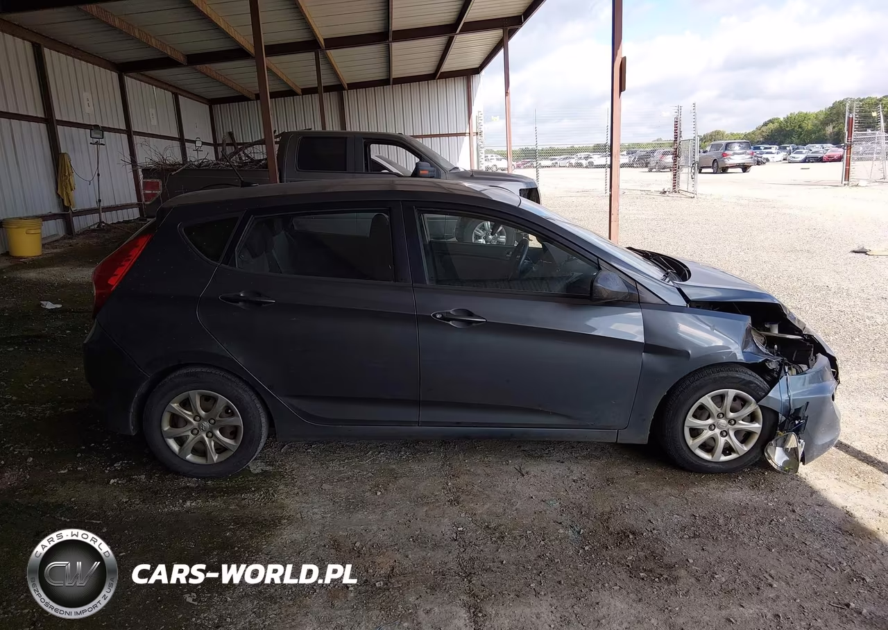 2012 Hyundai Accent Gs VIN:KMHCT5AE7CU032190 - 13