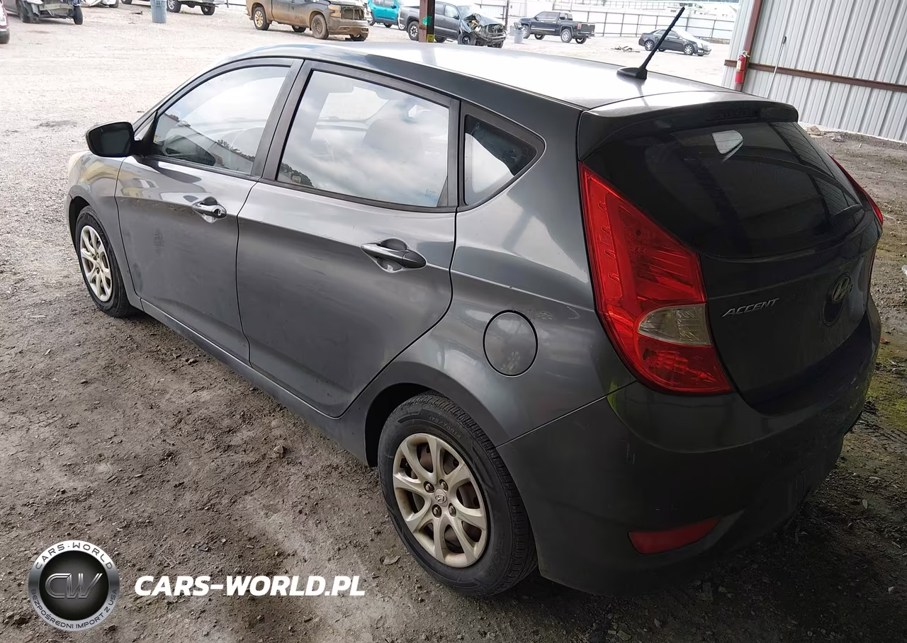 2012 Hyundai Accent Gs VIN:KMHCT5AE7CU032190 - 3