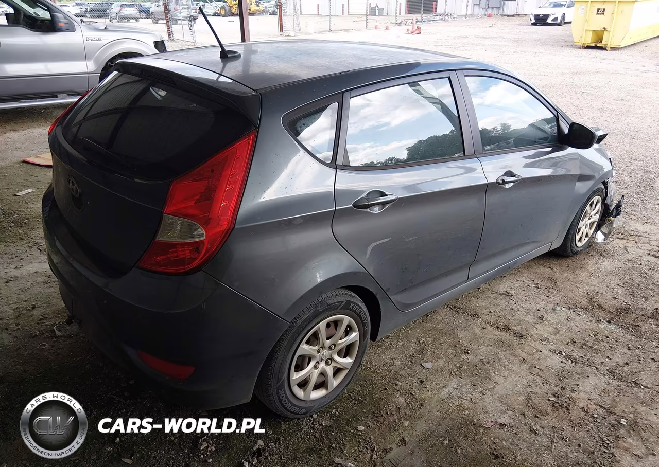 2012 Hyundai Accent Gs VIN:KMHCT5AE7CU032190 - 4