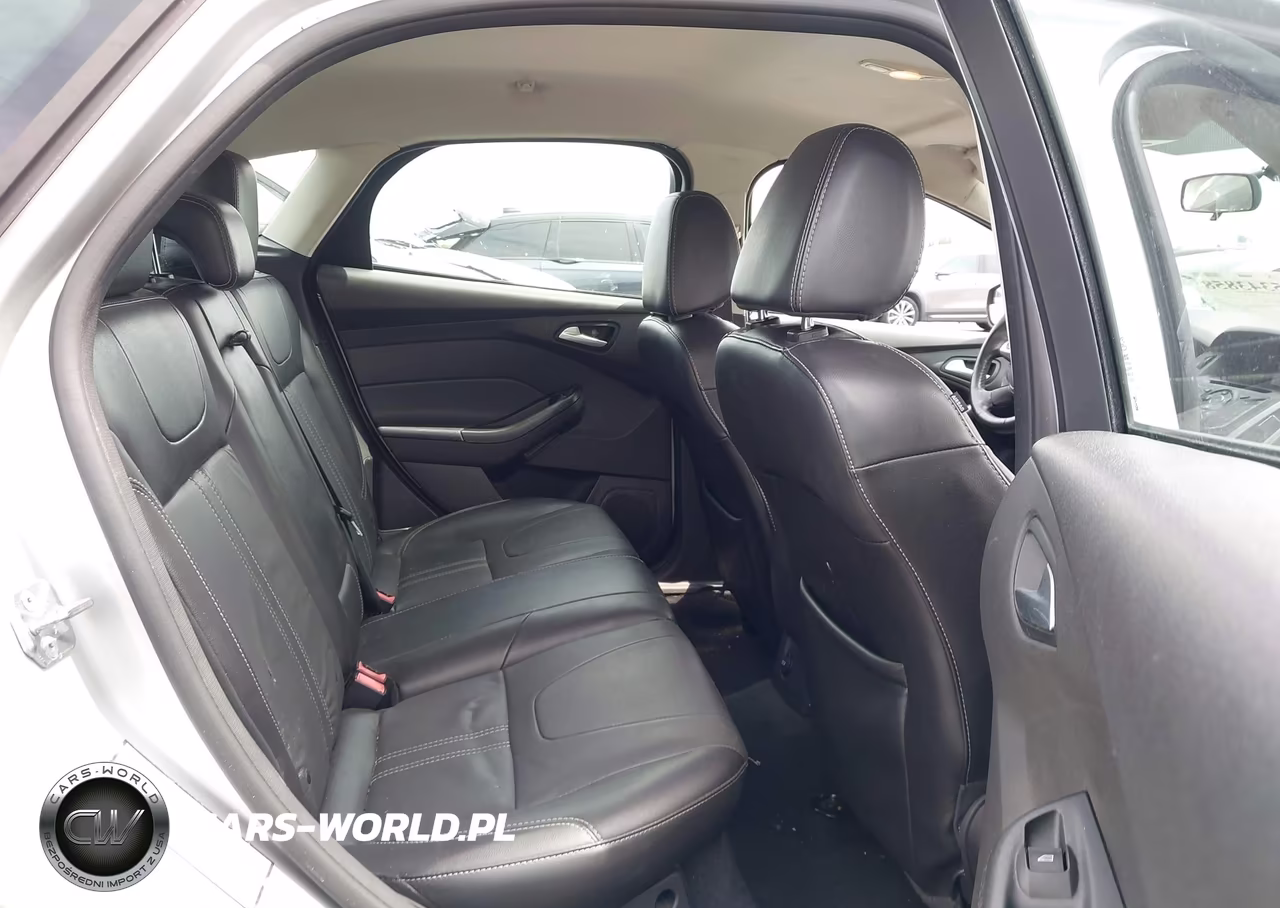 2014 Ford Focus Se VIN:1FADP3K26EL455301 - 8