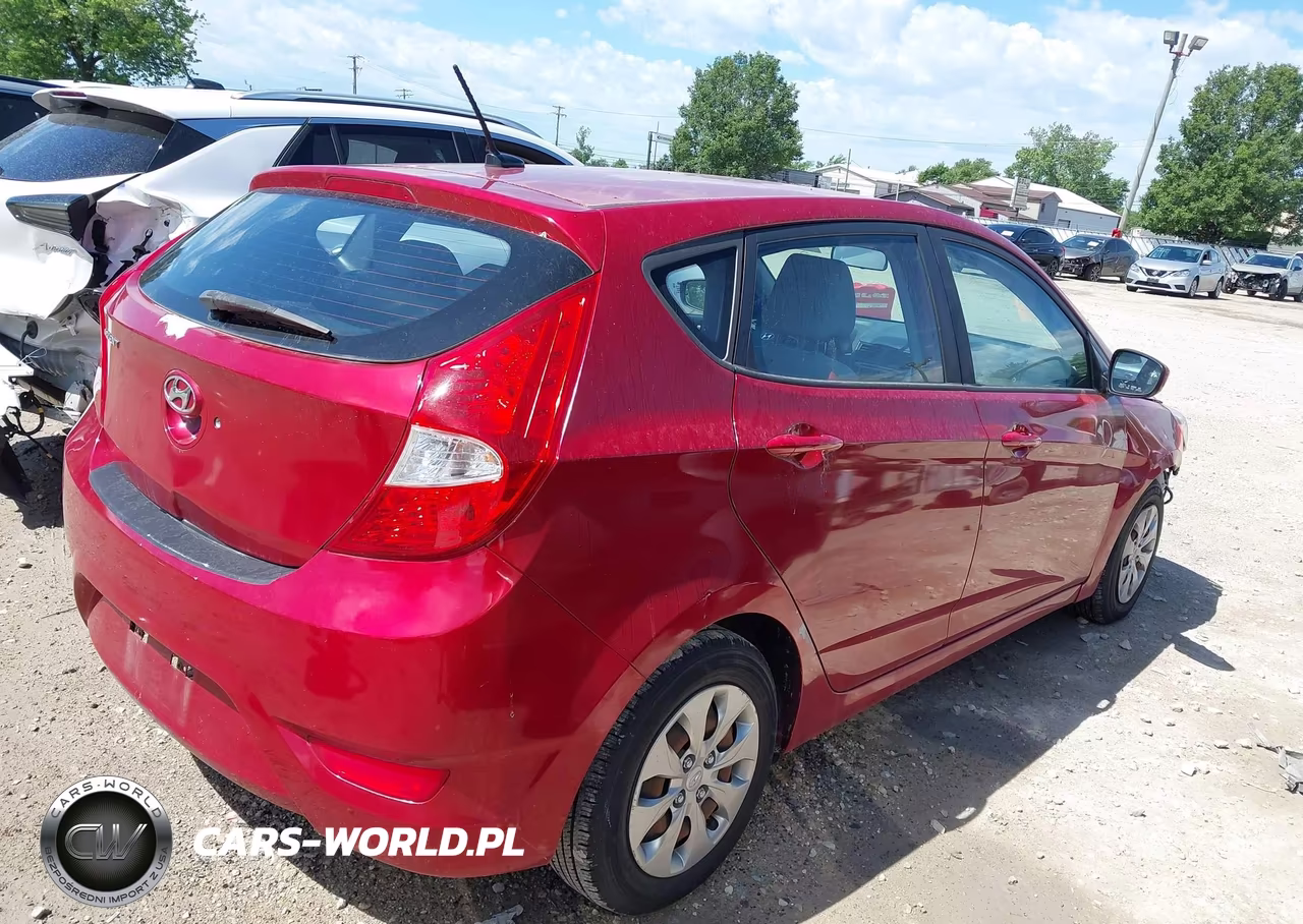 2017 Hyundai Accent Se VIN:KMHCT5AE7HU364489 - 4