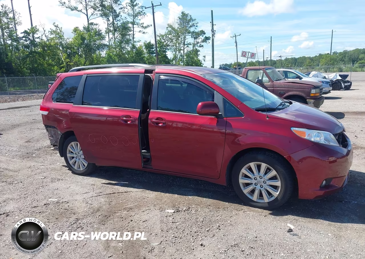 2014 Toyota Sienna Le 7 Passenger VIN:5TDJK3DC8ES091611 - 13