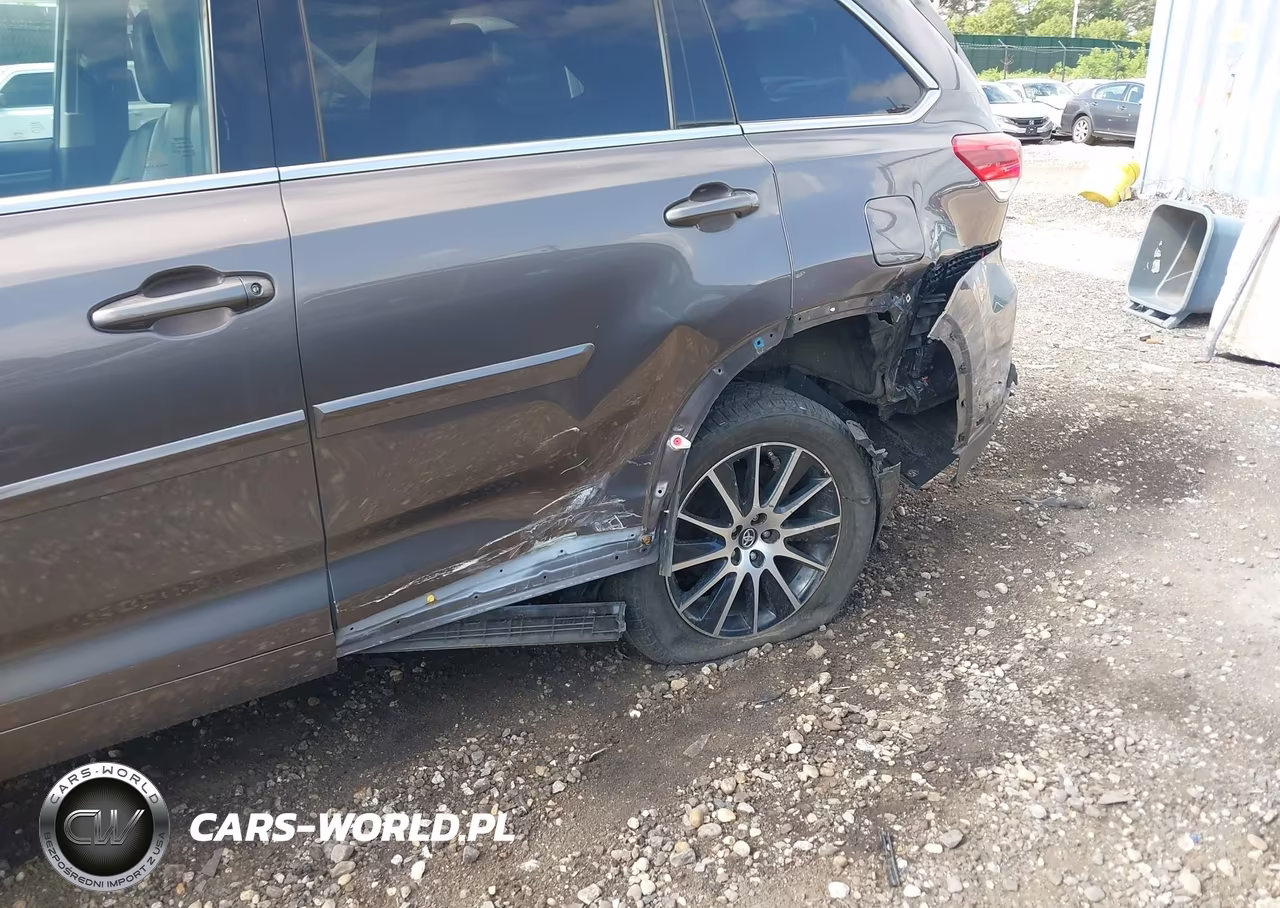 2017 Toyota Highlander Se VIN:5TDJZRFH3HS455512 - 6
