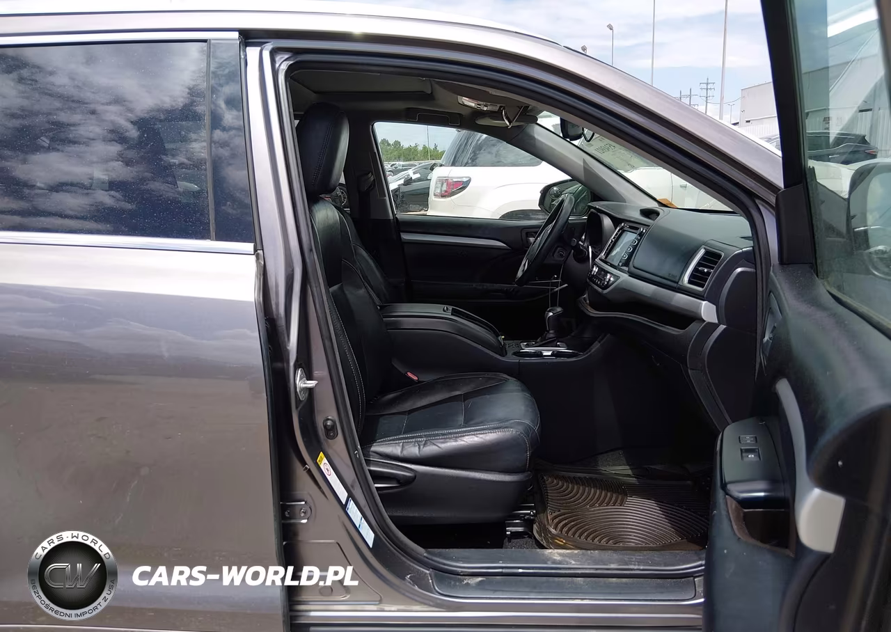 2015 Toyota Highlander Xle V6 VIN:5TDJKRFH5FS208574 - 5