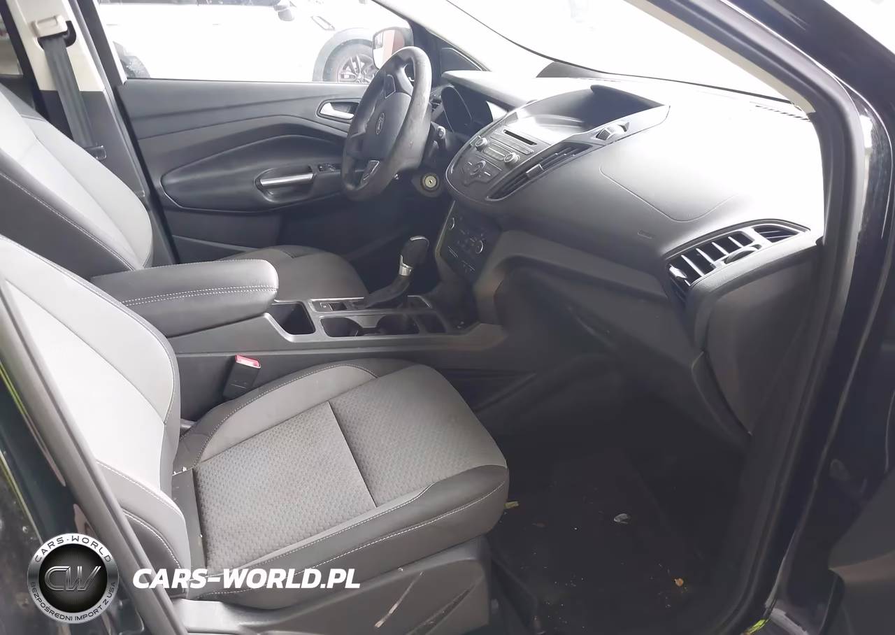 2017 Ford Escape Se VIN:1FMCU9GD7HUB72038 - 5