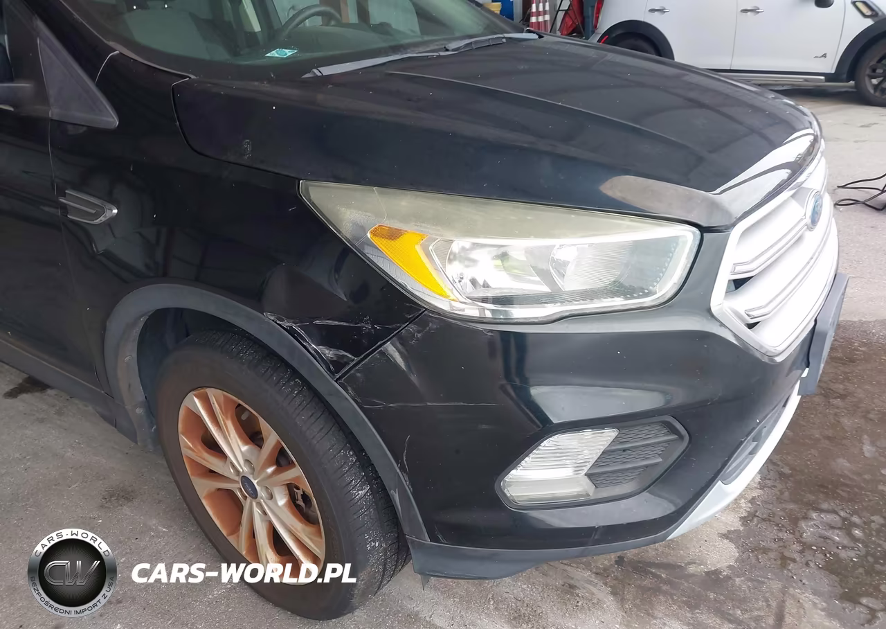 2017 Ford Escape Se VIN:1FMCU9GD7HUB72038 - 6