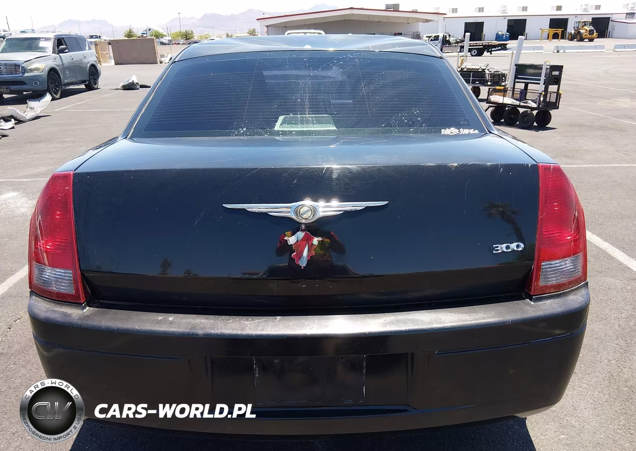 2007 Chrysler 300 VIN:2C3KA43R97H636515 - 16