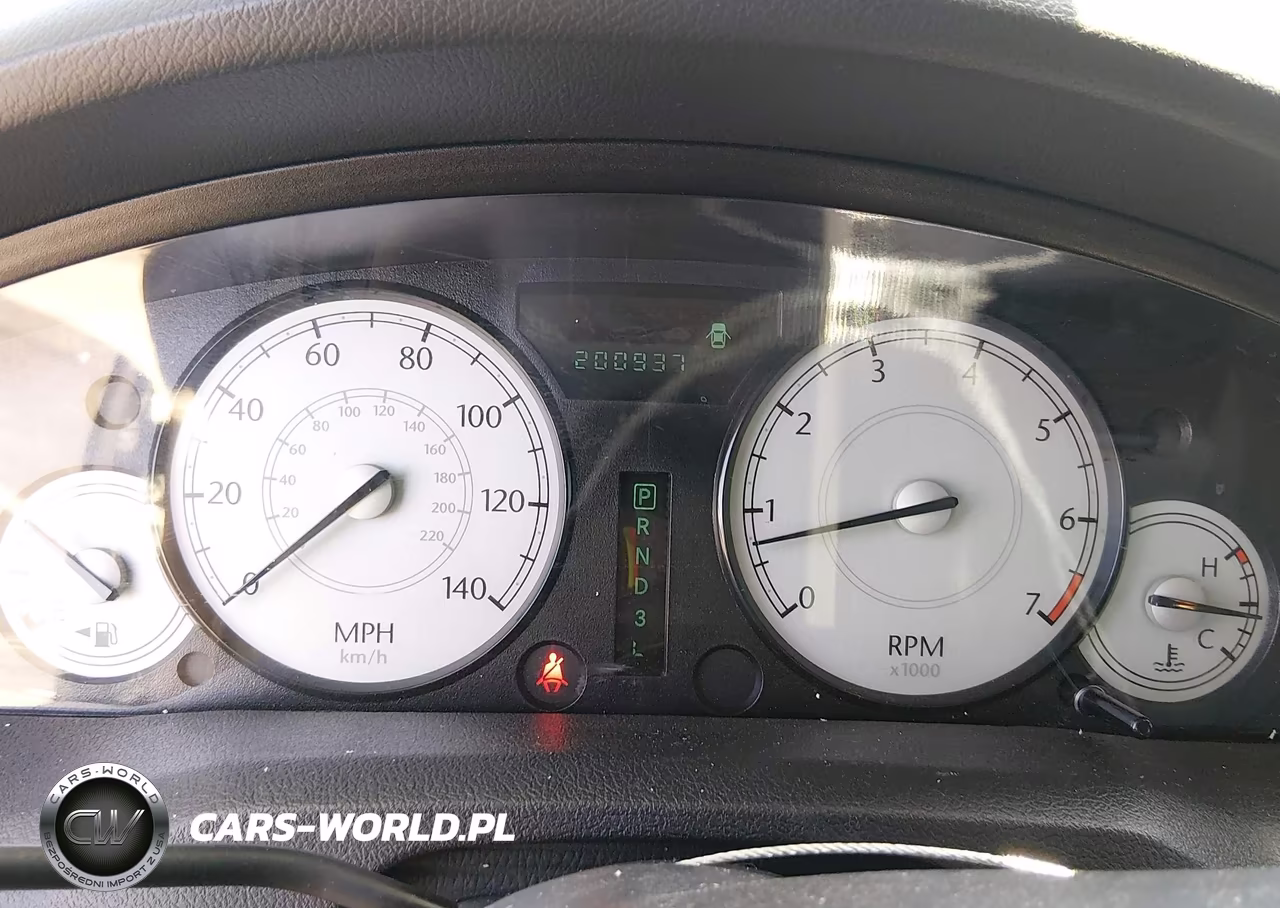2007 Chrysler 300 VIN:2C3KA43R97H636515 - 7