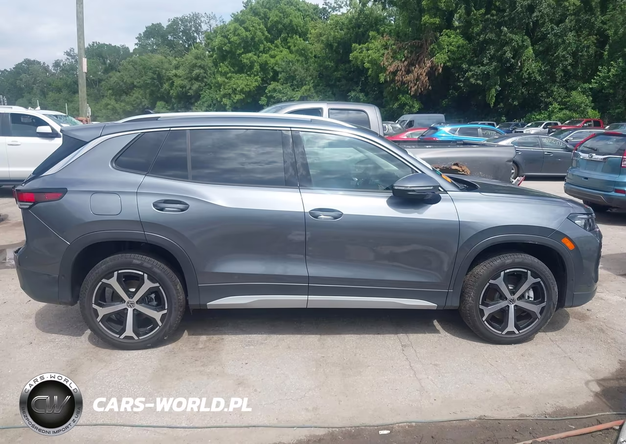 2026 Volkswagen Tiguan Se VIN:3VVER7RM8TM049394 - 13